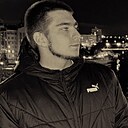 Roman, 20 лет