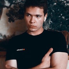 Фотография мужчины Renat, 21 год из г. Гурьевск (Кемеровская Обл)