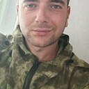 Максим, 22 года