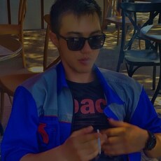 Фотография мужчины Михаил, 22 года из г. Шымкент