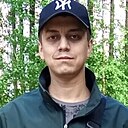 Михаил, 34 года
