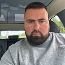 Артур, 33 года