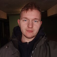 Фотография мужчины Арсений, 22 года из г. Саяногорск