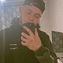 Денис, 22 года