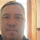 Max, 44 года
