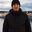 Mete, 32 года