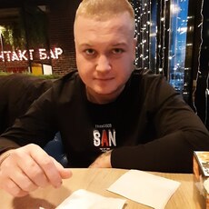 Фотография мужчины Владислав, 32 года из г. Нижнекамск