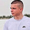 Макс, 21 год