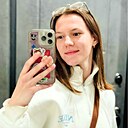 Карина, 18 лет