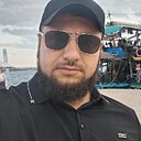 Али, 32 года