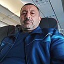 Етибар, 45 лет