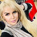 Lara, 43 года
