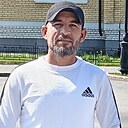 Али, 44 года