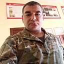 Dee, 41 год