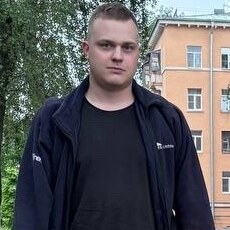 Фотография мужчины Лёник, 22 года из г. Санкт-Петербург