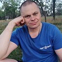 Sanders, 42 года