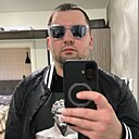 Денис, 33 года