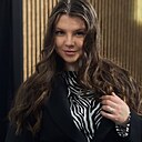 Елсі, 26 лет