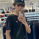 Умид, 22 года