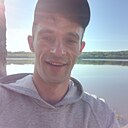 Денис, 33 года