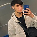 Umar, 22 года