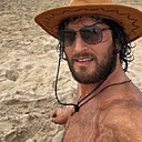 Zura, 22 года