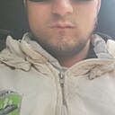 Яхёбек, 24 года