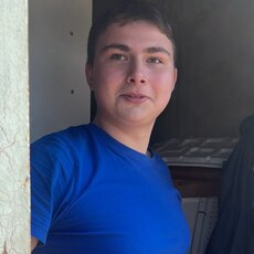 Фотография мужчины Владимир, 19 лет из г. Феодосия