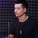 Денис, 24 года