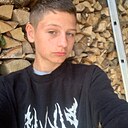 Артур, 24 года
