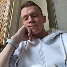 Виктор, 24 из г. Москва.