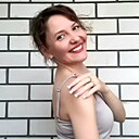 Миа, 38 лет