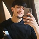 Umar, 22 года