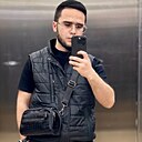 Sarvar Raxmatov, 22 года