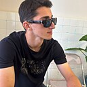 Исрапил, 18 лет