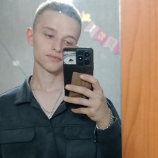 Фотография мужчины Ааа, 19 лет из г. Альметьевск