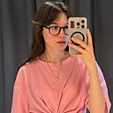 Юля, 24 года