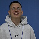Вячеслав, 18 лет