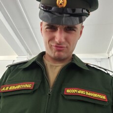 Фотография мужчины Влад, 22 года из г. Молодогвардейск