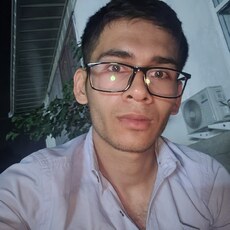 Фотография мужчины Бегзод, 23 года из г. Навои