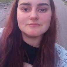 Фотография девушки Ульяна, 19 лет из г. Навля
