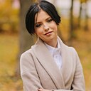 Huina, 18 лет