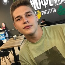 Фотография мужчины Макс, 18 лет из г. Красноярск