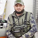 Блогер, 40 лет