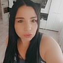 Грустная, 35 лет