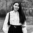 Лола, 21 год