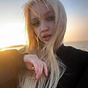 Вика, 18 лет