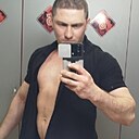 Макс, 34 года