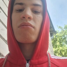 Фотография мужчины Ratmir, 21 год из г. Рига