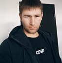 Олег, 33 года